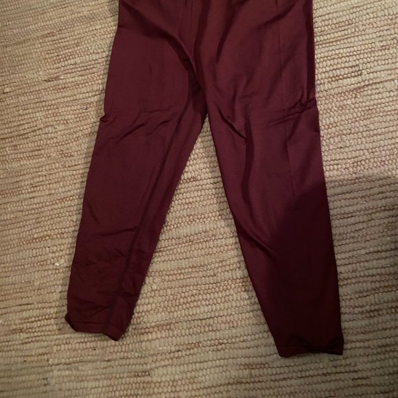 Fabletics Burgundy Cropped Leggings - Picture 2 of 2